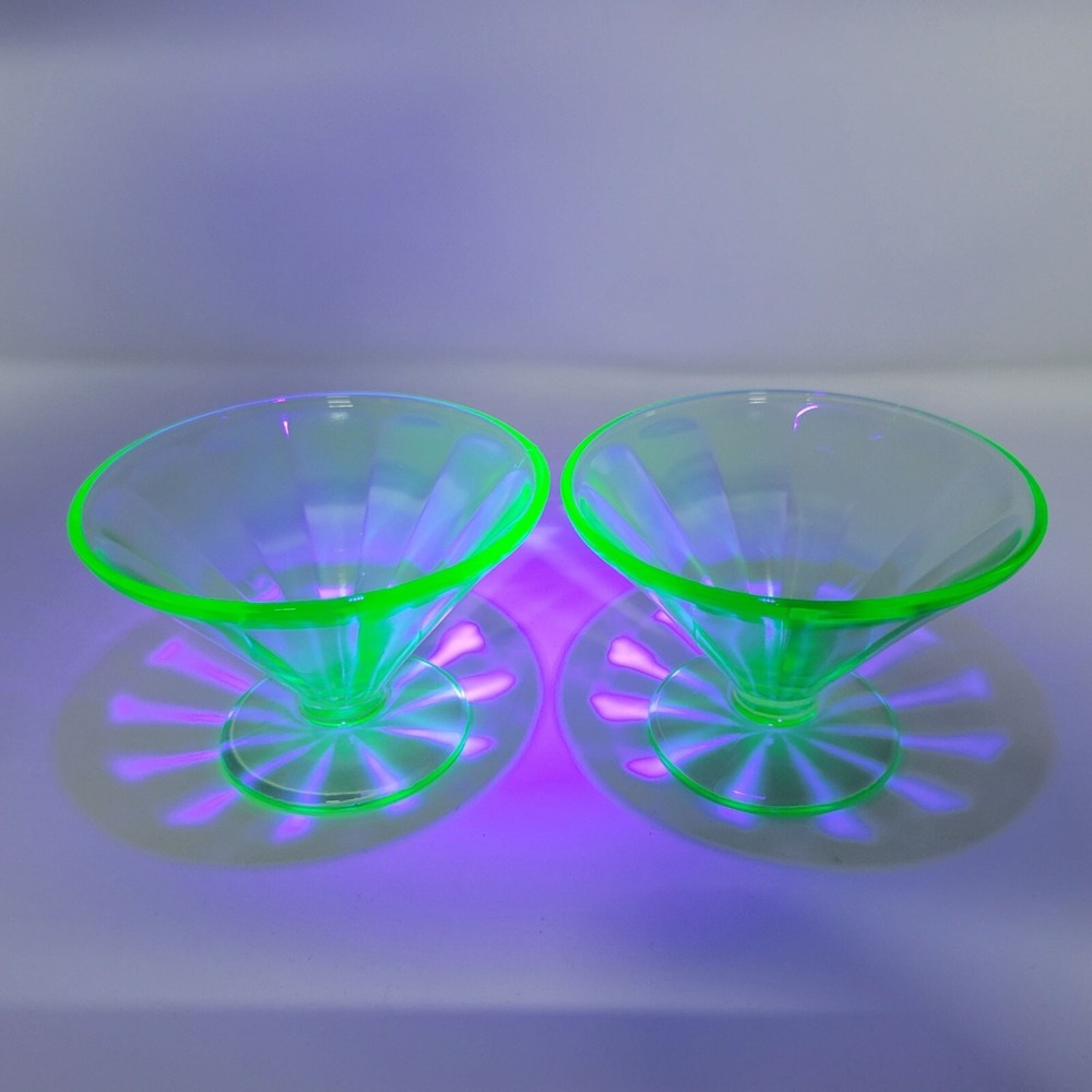 Vintage Green Vaseline Glass Cone-Shaped Sherbet‎ Dessert Bowls Set Of 2